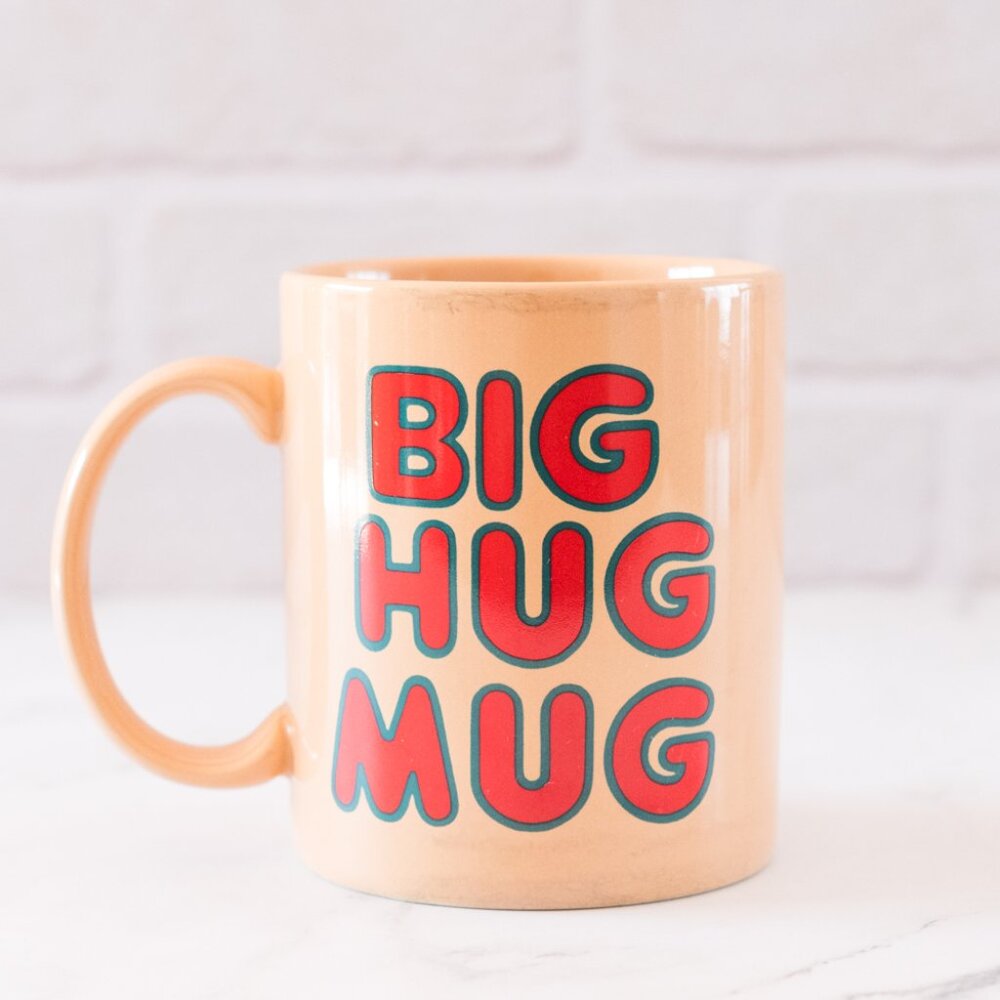 Vintage 1980s FTD 'Big Hug Mug  |  As seen on HBO's True Detective